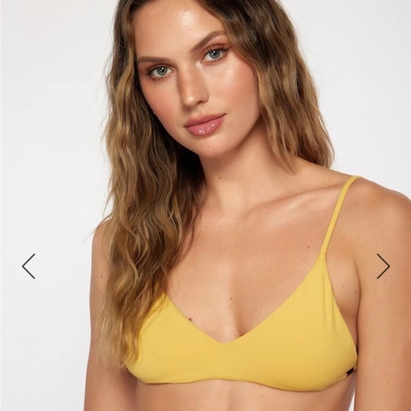 Bikini top - Picture 1 of 4